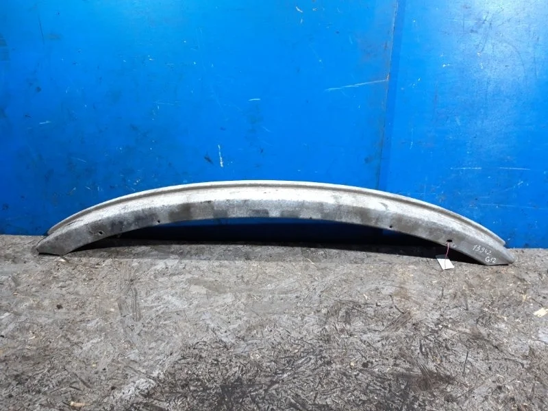 Усилитель бампера Volkswagen Passat B5 1996-2000 3B0807113, передний