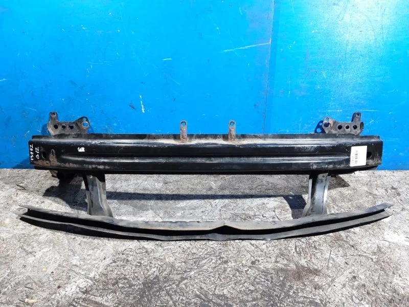 Усилитель бампера Volkswagen Passat B6 2005-2010 3C0807109B, передний
