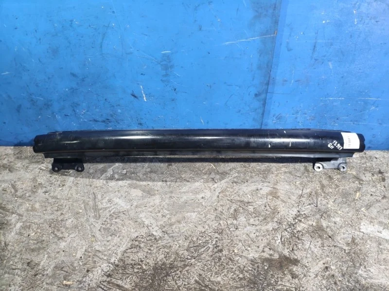 Усилитель бампера Skoda Octavia A5 2004-2013 1Z5807305, задний