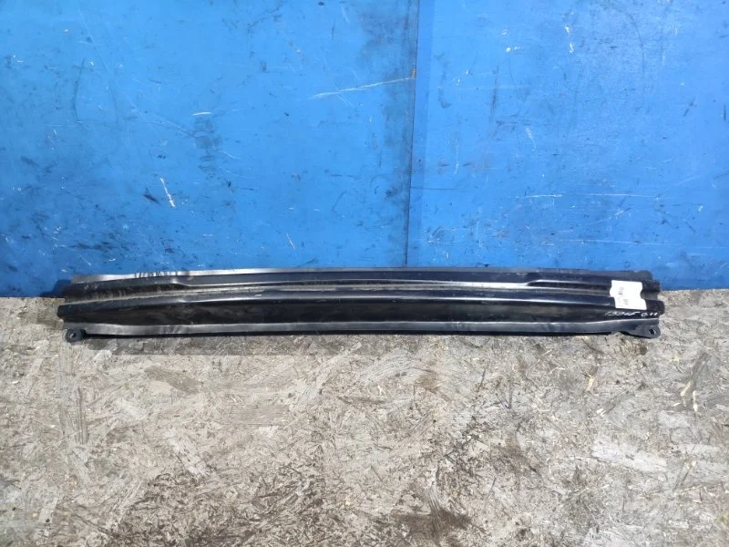 Усилитель бампера Volkswagen Golf 6 2009-2013 5K0807305A, задний