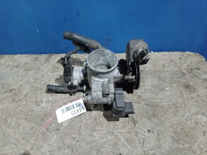 Дроссельная заслонка Kia Ceed 1 Ed 2007-2012 351002B000 1.4 G4FA