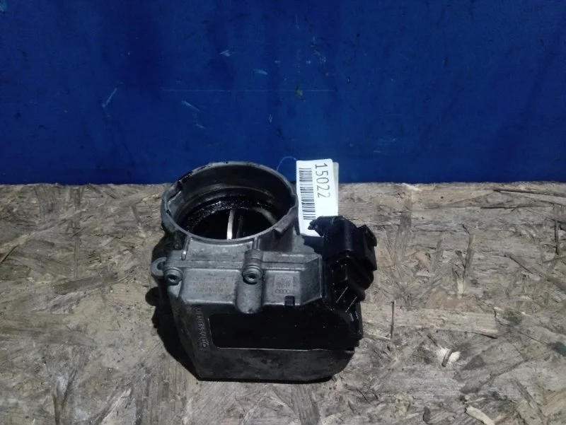 Дроссельная заслонка Volkswagen Caddy 3 2004-2010 03G128063C 1.9 BXE