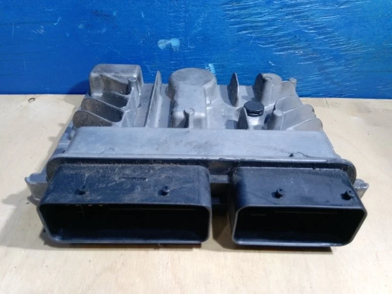Блок управления двигателем, эбу Opel Astra J 2009-2016 55591495 1.7 A17DTC