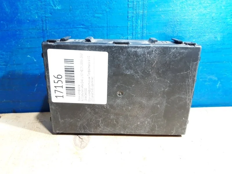 Блок комфорта Nissan Navara D40 2005-2010 284B2EB300 2.5 YD25