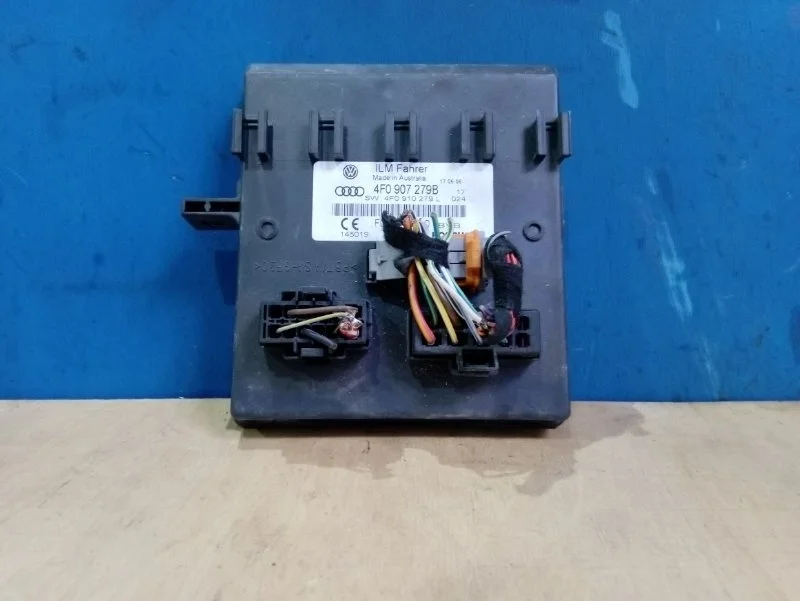 Блок управления бортовой сети Audi A6 C6 2004-2010 4F0907279B