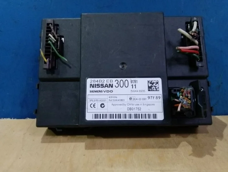 Блок комфорта Nissan Navara D40 2005-2010 284B2EB300 2.5 YD25