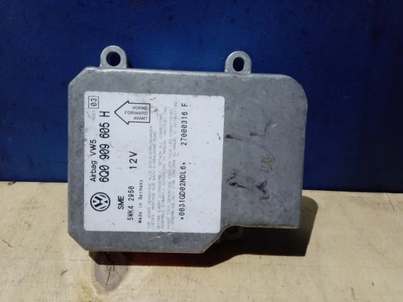 Блок управления AIR BAG Skoda Fabia 1 1999-2007 6Q0909605H