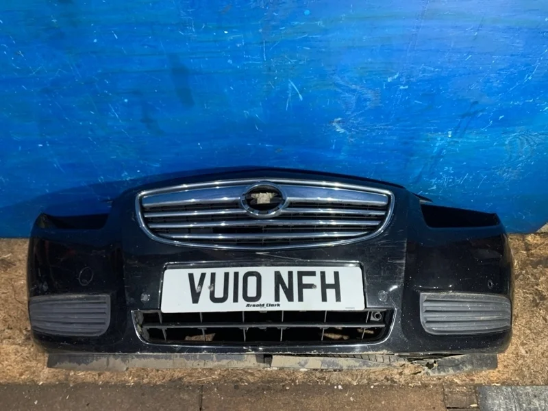 Бампер Opel Insignia 2008-2013 13288286, передний