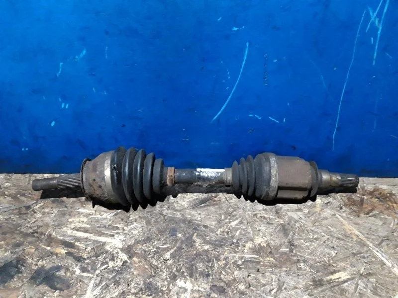 Привод Nissan Navara D40 2009-2014 39100EB300, передний