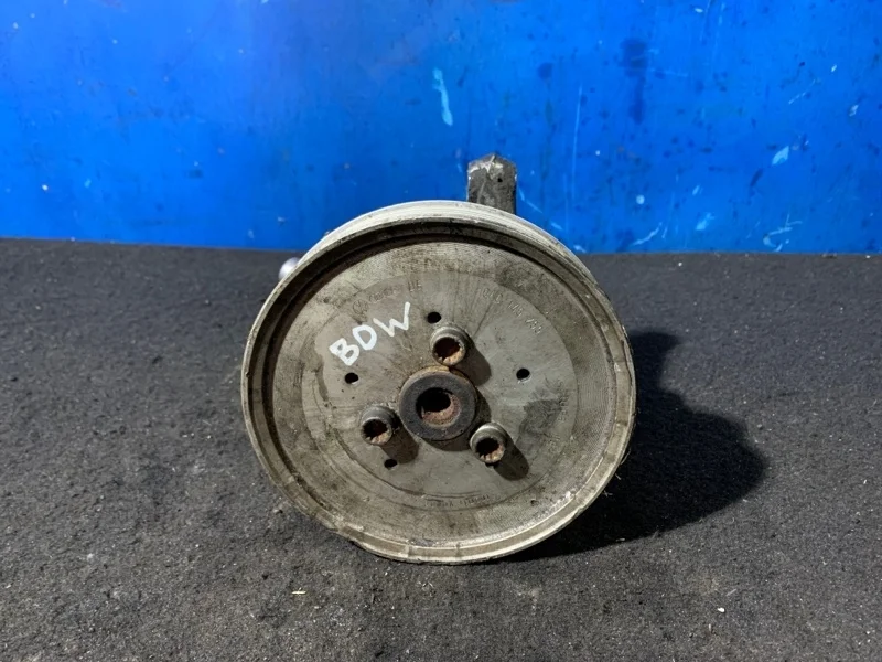 Насос ГУР Audi A6 C6 2004-2010 4F0145155H 2.4 BDW