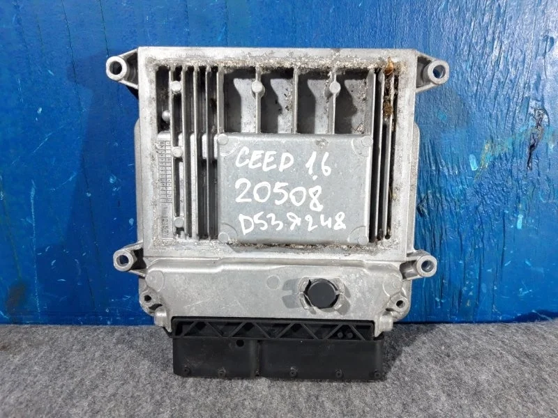 Блок управления двигателем, эбу Kia Ceed 1 Ed 2007-2012 391102B602 1.6 G4FC