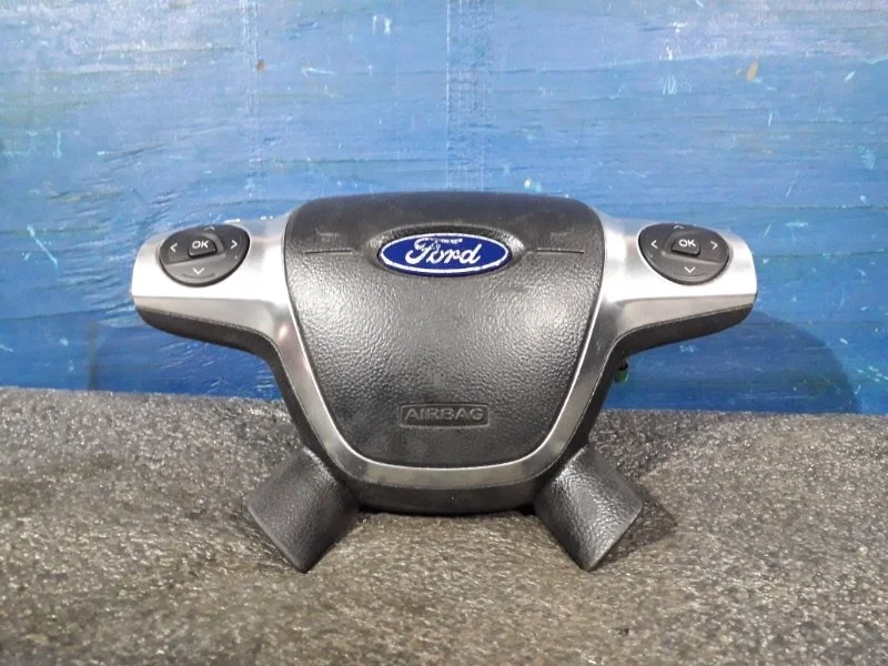 Подушка безопасности в руль Ford Focus 3 2011-2015 CM51A042B85DD