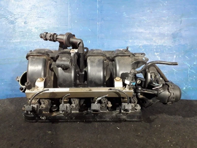 Коллектор впускной Opel Corsa D 2006-2014 55563664 1.2 A12XER