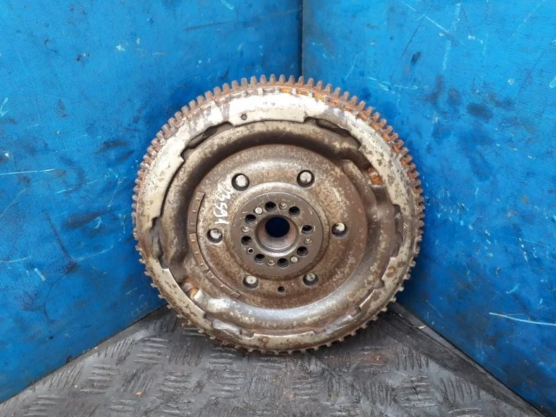 Маховик Nissan Pathfinder R51 2005-2009 12310EB30A 2.5 YD25