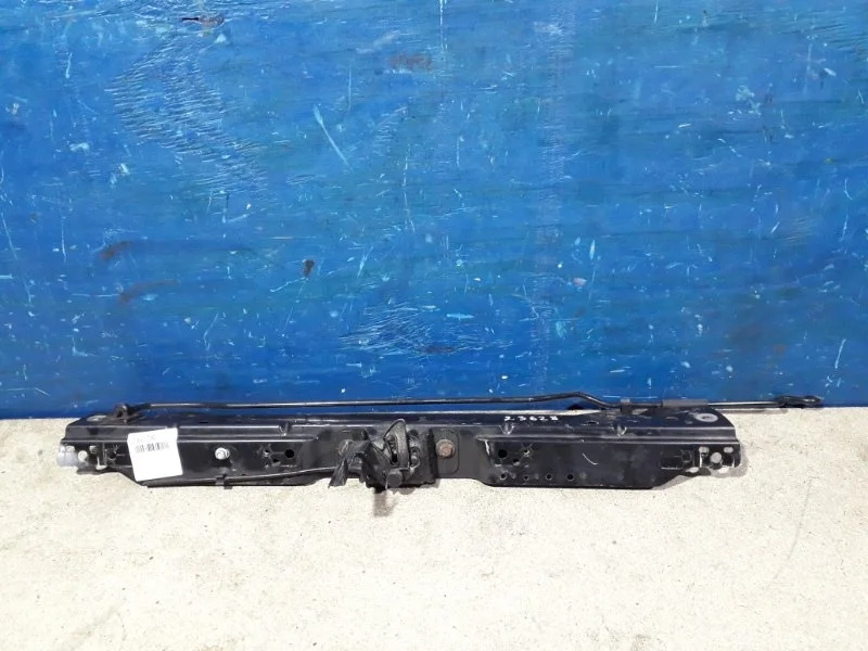 Передняя панель Chevrolet Cruze 2009-2016 95981431