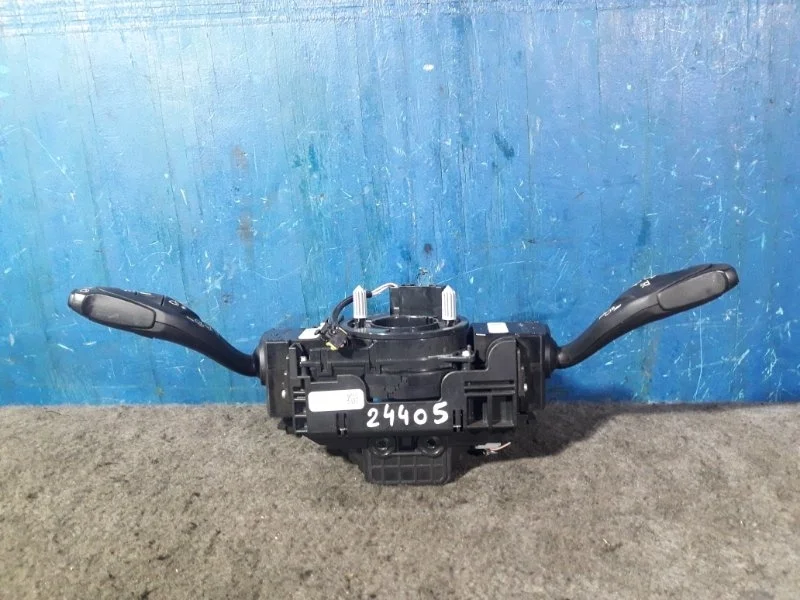 Подрулевой переключатель Ford Focus 3 2011-2019 BV6T13N064AK