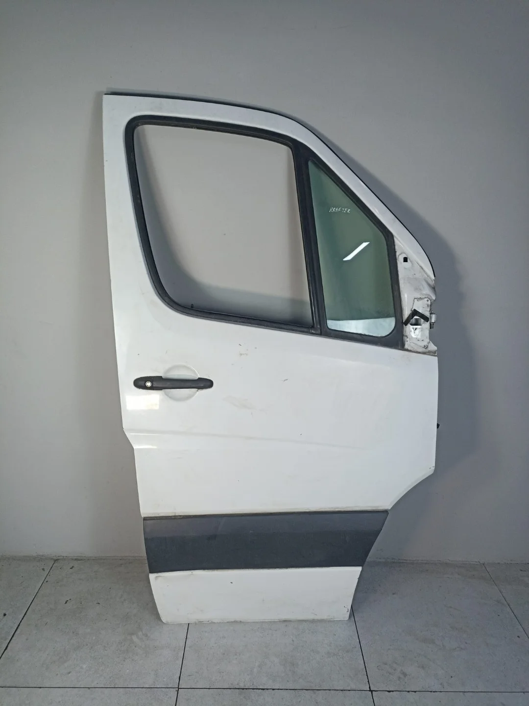 Дверь передняя правая Mercedes-Benz Sprinter W906