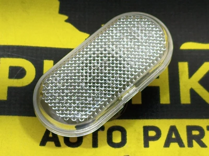 Поворотник в крыло левый Renault Duster HS H4M 438