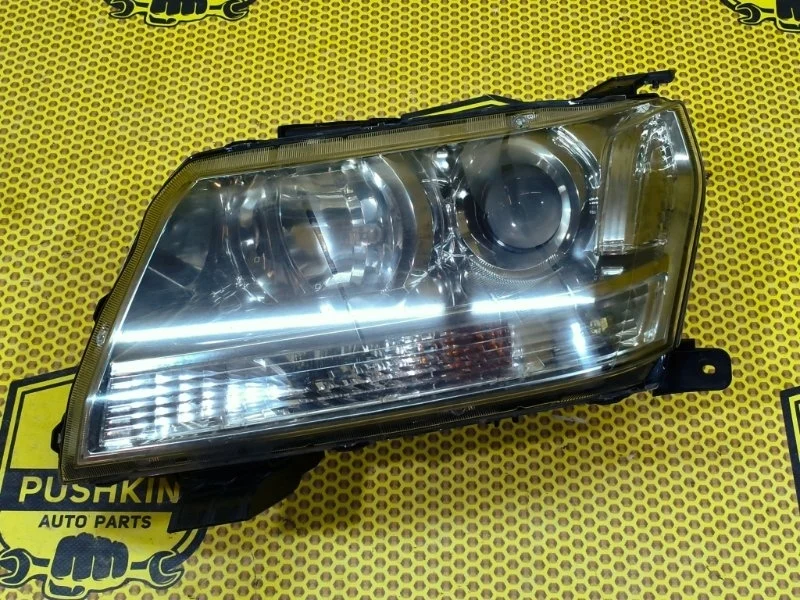 Фара левая Suzuki Grand Vitara TD54 J20A 2014