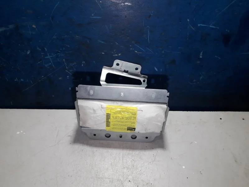 Подушка безопасности в торпеду Kia Sorento 1 Bl 2002-2009 845003E600