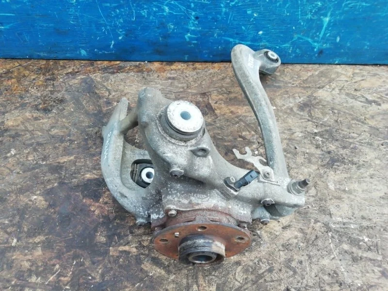 Поворотный кулак Audi A5 8T 2007-2011 8K0505432AR, задний правый