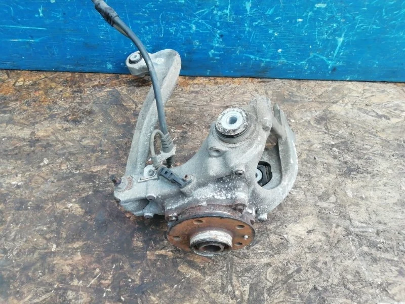 Поворотный кулак Audi A5 8T 2007-2011 8K0505431AR, задний левый