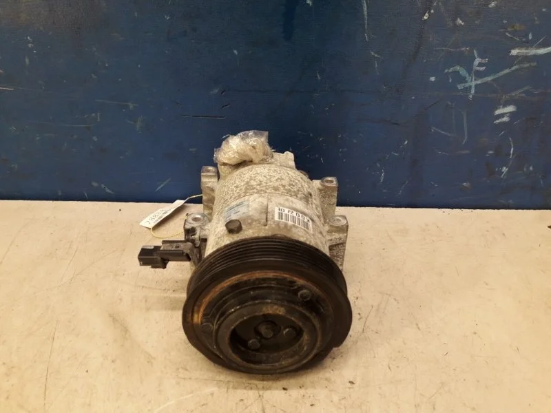 Компрессор кондиционера Hyundai Ix20 2010-2020 977012K001 1.4 G4FA