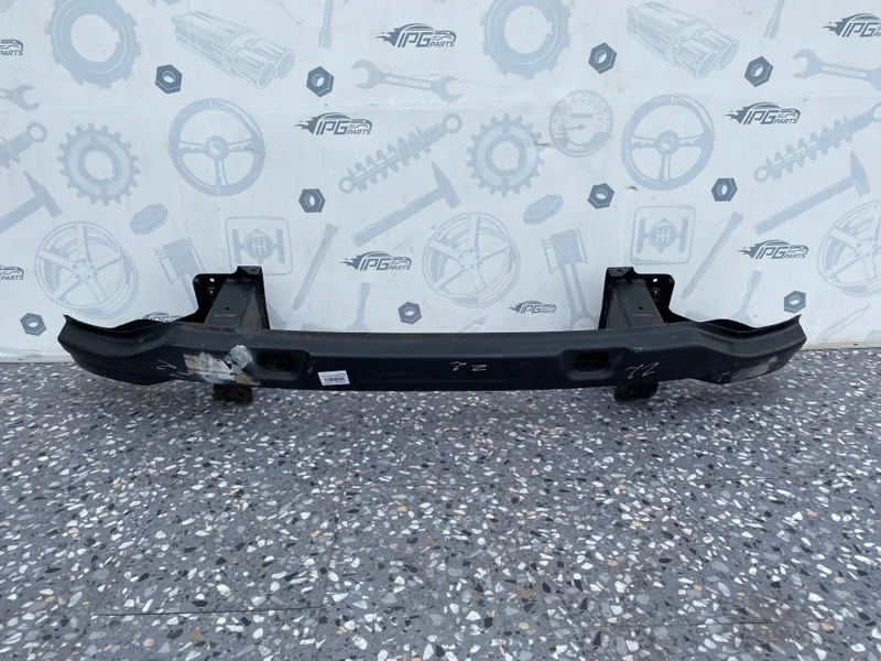 Усилитель переднего бампера Mercedes-benz Viano 2004 W639