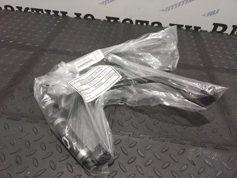 Шланг трубопр.под.в дв. - перекл.клапан Bmw 4 17128616914 F32 B48