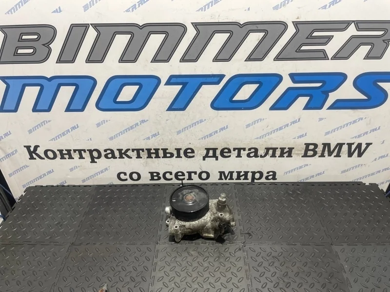 Помпа Bmw Х5 11517548263 F15 N63B44B