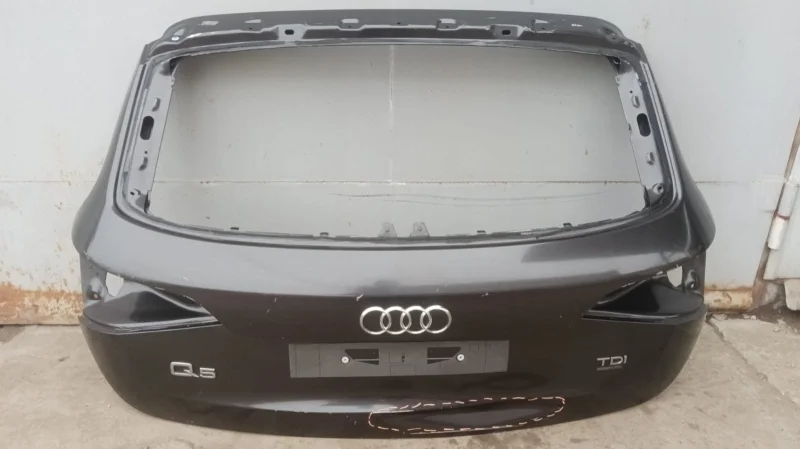 Крышка багажника задняя Audi Q5 R8
