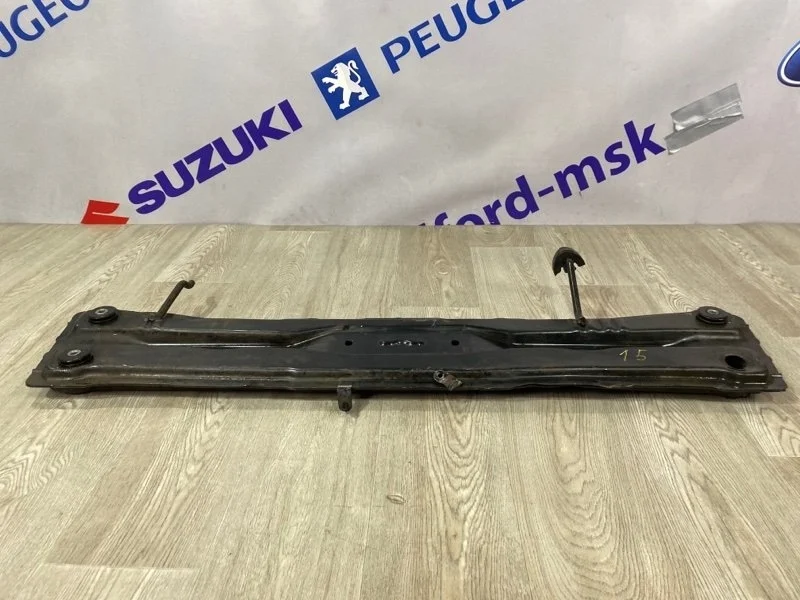 Траверс акпп SUZUKI GRAND VITARA 2011