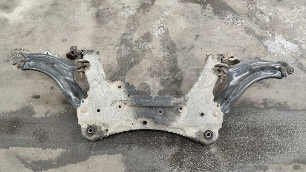 Балка передняя Renault Kangoo