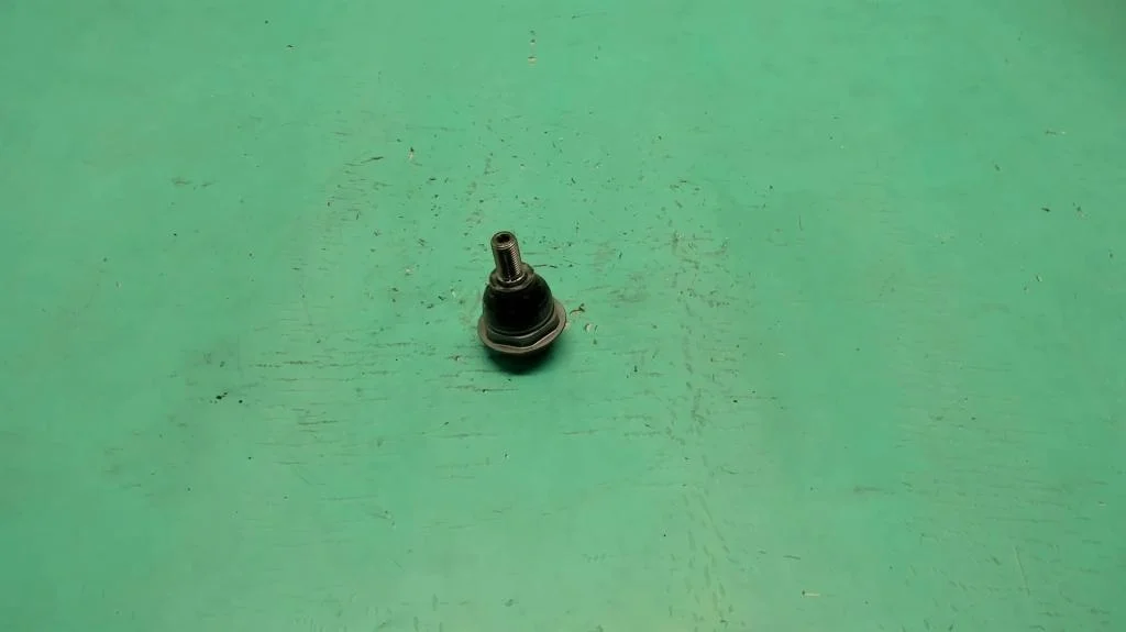 Шаровая опора Peugeot 307