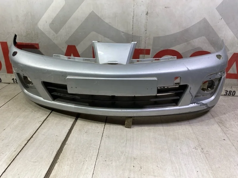 Бампер передний Nissan Tiida C11 2007-2014