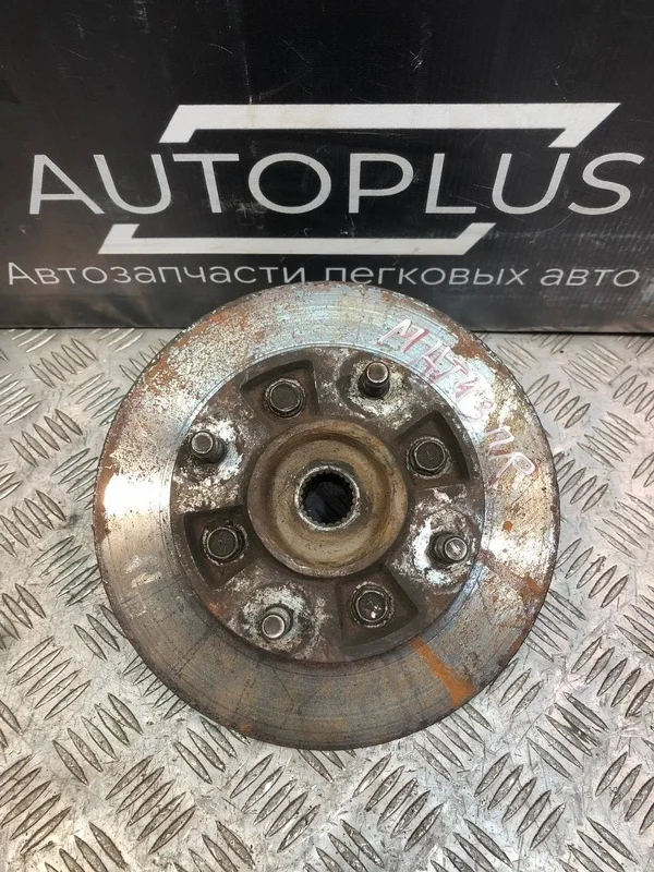 Кулак поворотный Daewoo Matiz 96284385 M100 0.8 F8CV, передний правый