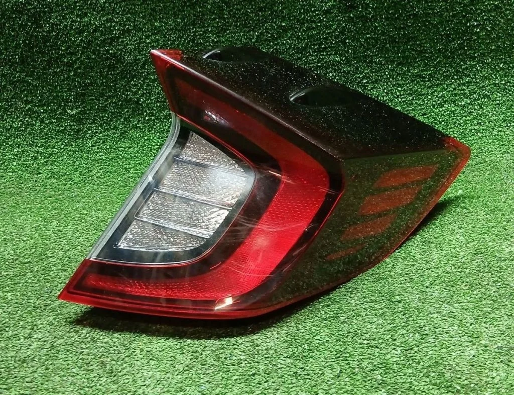 Фонарь задний правый Hyundai / Kia Соната 8 LED оригинал