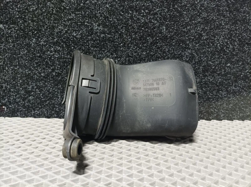 Патрубок воздушного фильтра Bmw X3 2014 13717601870 F25 N47D20C