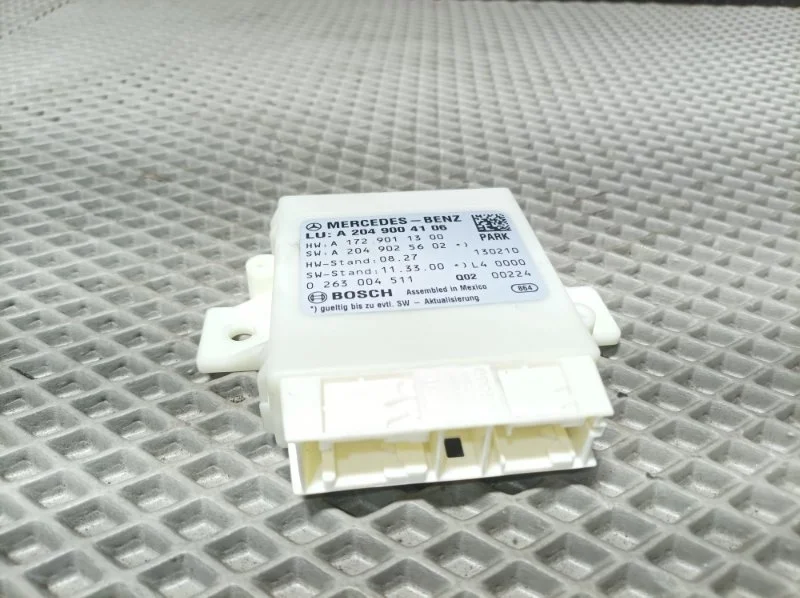 Блок управления парктрониками Mercedes-Benz C-Klasse 2014 A2049004106 W204 M271.820