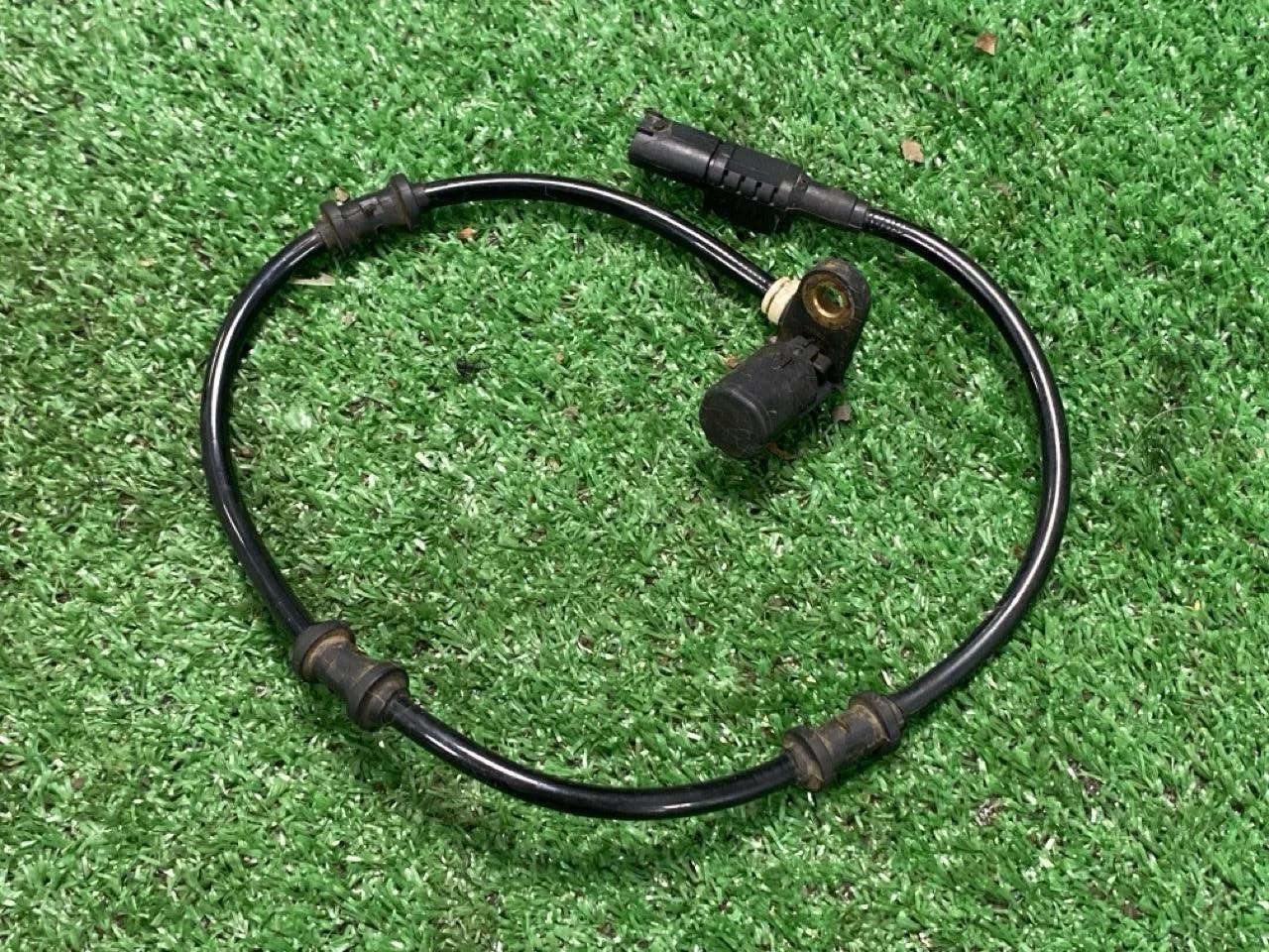 Датчик ABS Mercedes-Benz Ml W163 2000 A1635401017 КРОССОВЕР 3.2 М112.942, задний левый