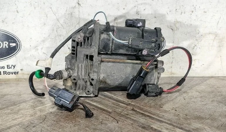Компрессор пневмоподвески AMK L319/L320 05-13