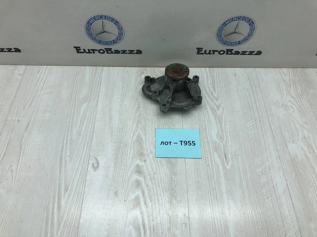 Основная помпа Mercedes М271