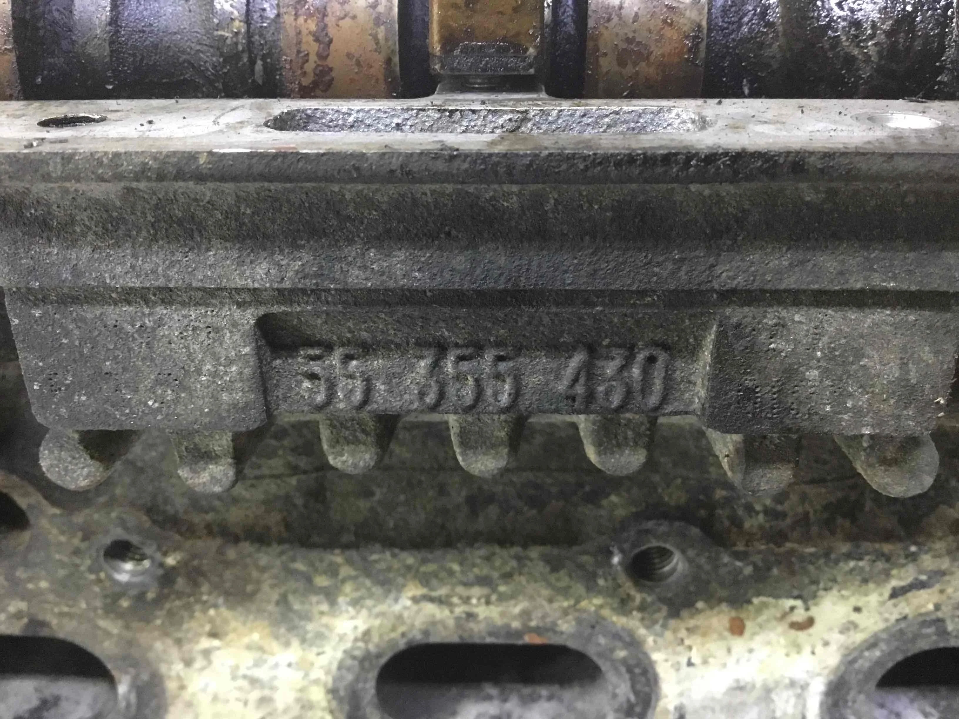 Головка блока цилиндров Opel Astra H 2004-2007 бензин 1.4 i Автомат Х/б