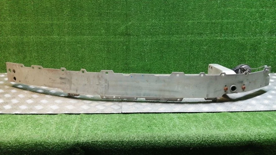 усилитель бампера Mercedes-Benz 651921 W205 Mercedes-Benz C-Class 651921 W205 A2056202034,A2056200495,A2056200395