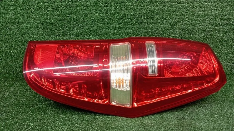 задний фонарь Hyundai D4CB TQ Hyundai Grand Starex D4CB TQ 924024H000