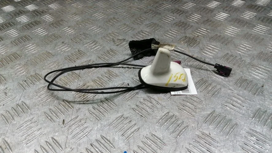 антенна Mercedes-Benz 272988 A207,W212 Mercedes-Benz E-Class 272988 A207,W212 22182056759650,A2218205675,A22182056759999,A2219056400,A22190564009999