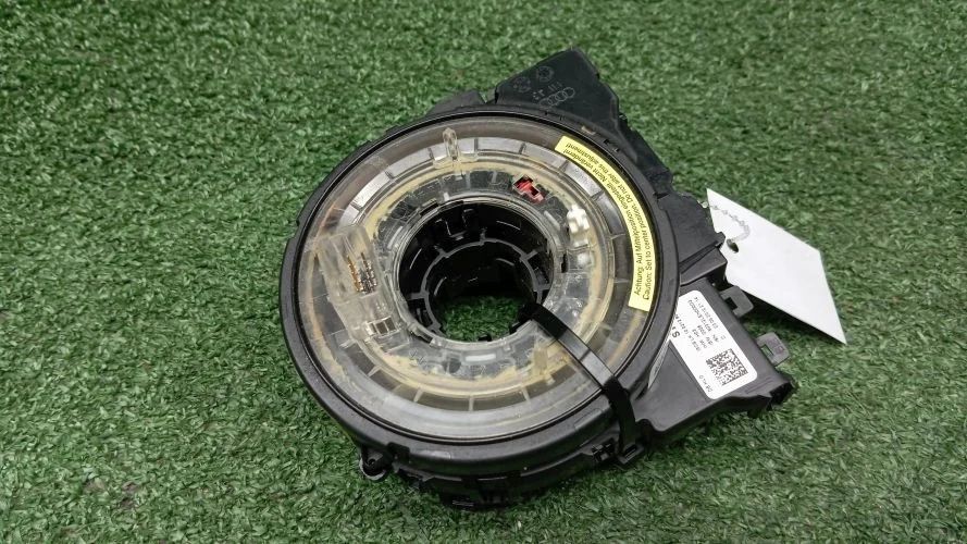 шлейф airbagа Audi CDUD,CEUA 4MB,4H2 Audi A7,A8 CDUD,CEUA 4MB,4H2 4H0953568C,4H0953568G