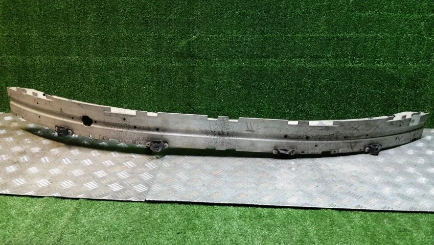 усилитель бампера Bmw N52B25,N52B30,N52B30AE,N52B25A E60 Bmw 5-Series N52B25,N52B30,N52B30AE,N52B25A E60 7178087,51117178080,51117148585,51117148586,51117033696,51547033745