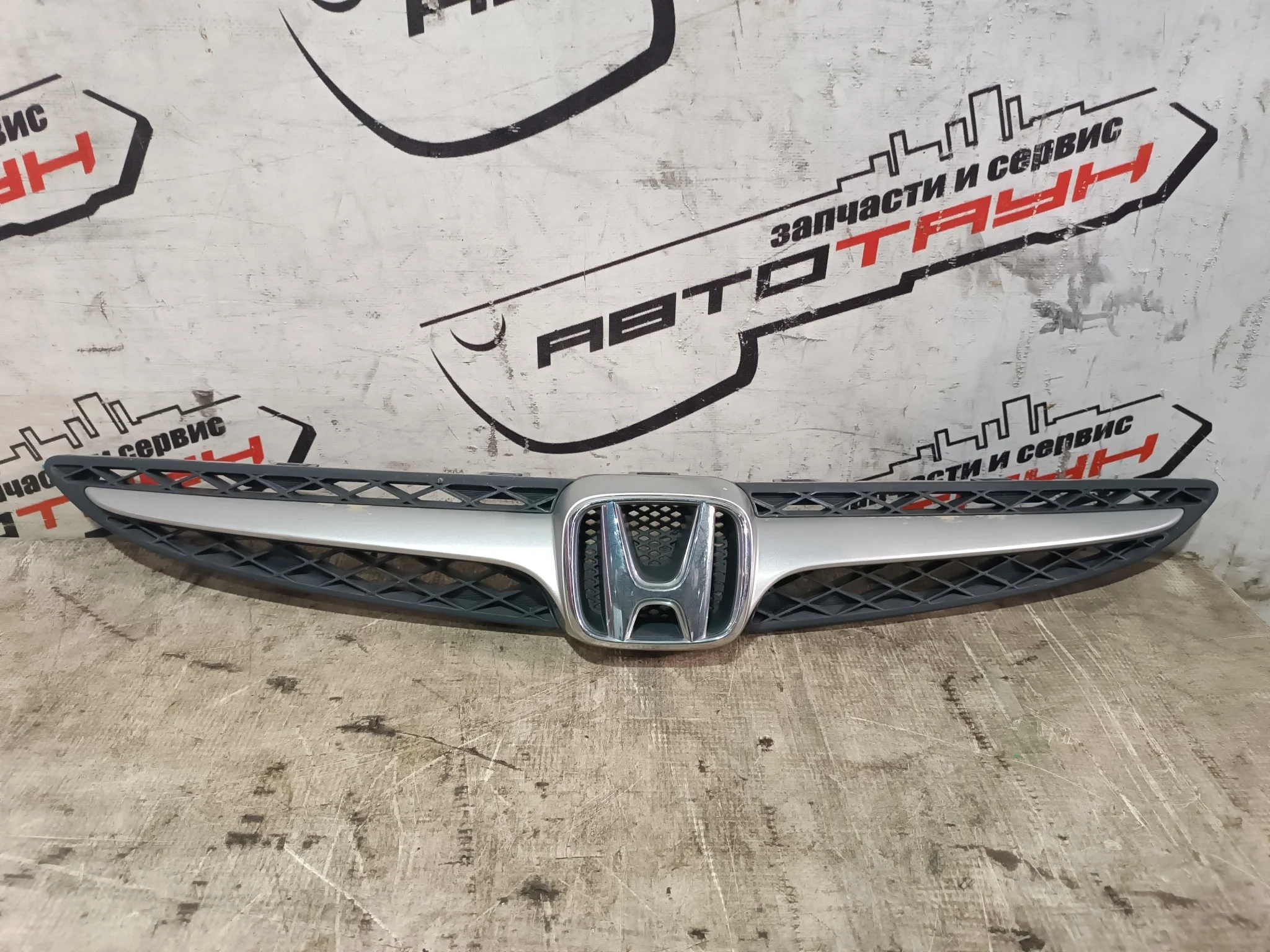 РЕШЕТКА РАДИАТОРА HONDA FIT GD1 GD2 GD3 GD4 ПОЛОСКА 2 МОДЕЛЬ 71121SAAJ01 KA9378Z