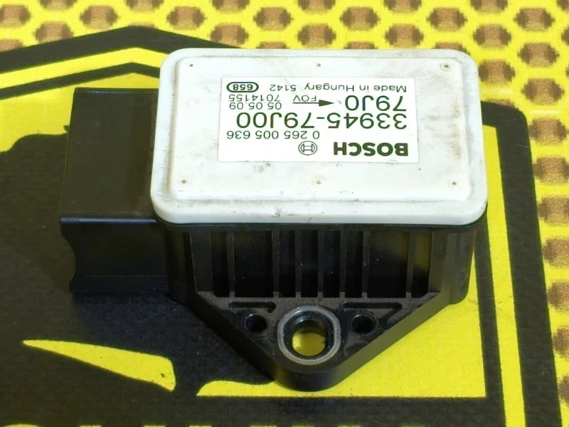 Датчик ускорения Suzuki Sx4 YA21S M16A 2009